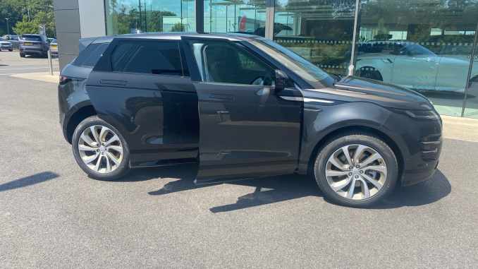 Land Rover Range Rover Evoque 2.0 D200 Hoxton Edition 5dr Auto Diesel Hatchback - Image 54